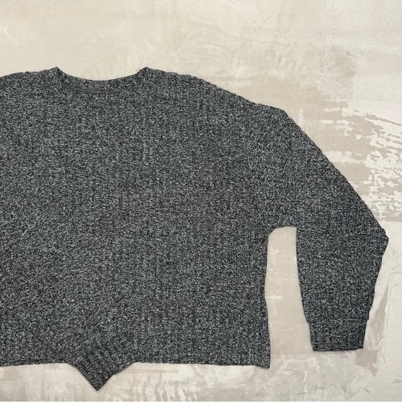 Zara Ribbed Knit Top - Picture 2 of 6